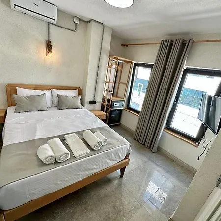 호텔 Elegance House