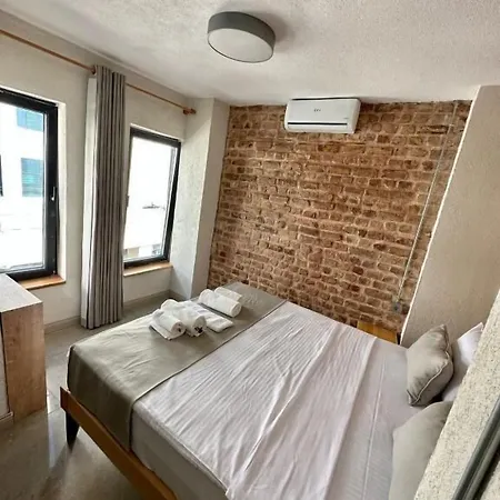 Hotel Elegance House *